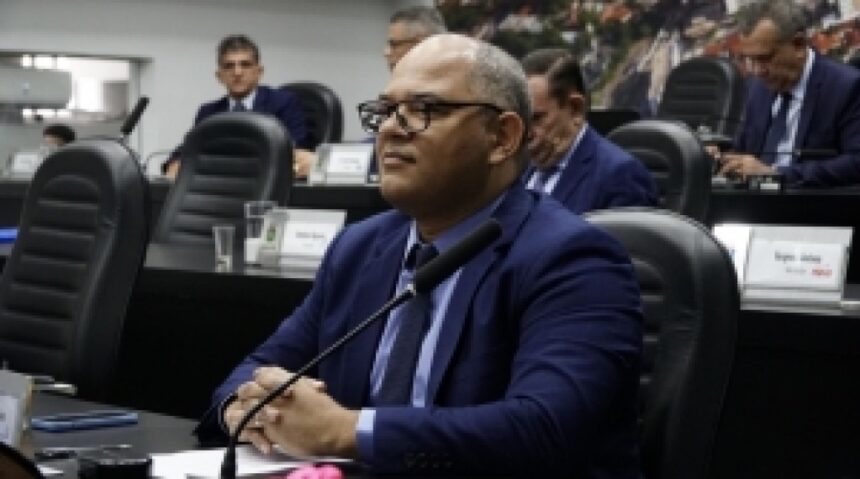 sancionada-lei-que-declara-grupo-flor-ribeirinha-patrimonio-cultural-imaterial-de-cuiaba