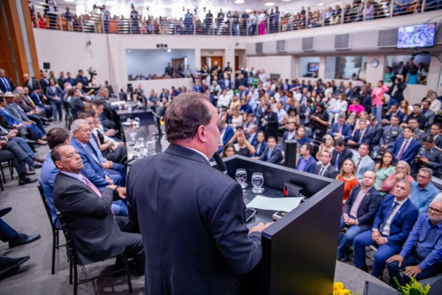 em-cerimonia-de-posse-da-mesa,-almt-registra-participacao-de-600-autoridades-mato-grossenses