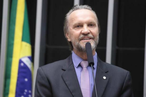 projeto-responsabiliza-provedores-de-plataformas-digitais-por-conteudo-falso-e-desinformacao