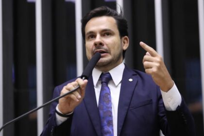 projeto-estabelece-prazo-de-60-dias-para-concluir-processo-de-estupro-que-resulte-em-gravidez