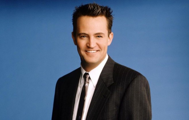 diretor-de-friends-diz-que-morte-de-matthew-perry-deixou-atrizes-devastadas