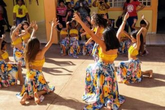 escola-estadual-quilombola-realiza-feira-com-apresentacoes-culturais-nesta-sexta-feira-(17)