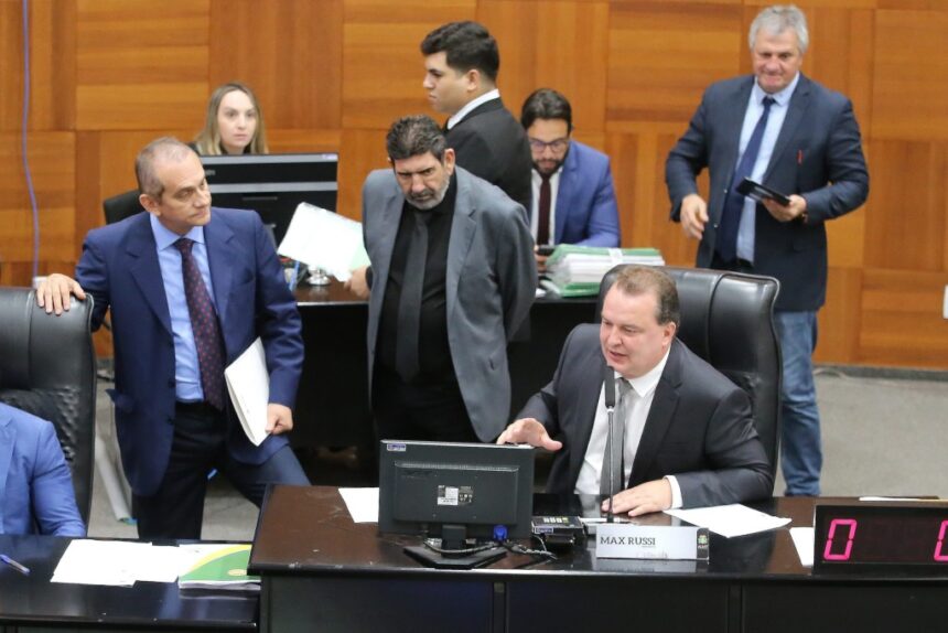 deputados-derrubam-veto-de-mercadinhos-em-presidios