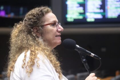 sancionada-lei-que-agrava-pena-em-crime-de-violencia-contra-a-mulher-com-uso-de-ia